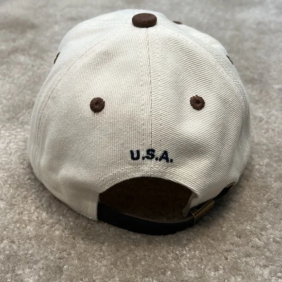 BRANDY MELVILLE NEWPORT BEACH HAT - Picture 3 of 5